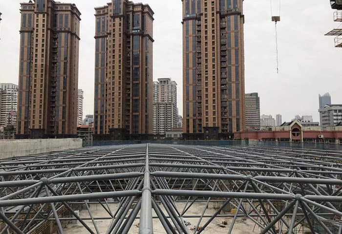 汨罗螺栓球网架结构