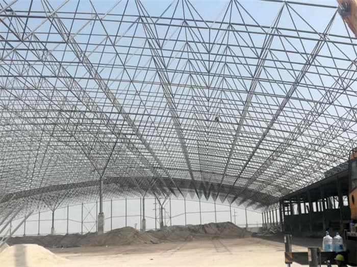汨罗钢厂料仓网架工程